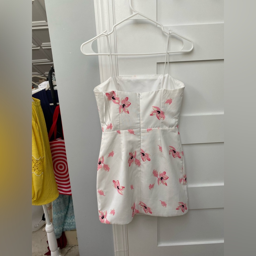Hello Molly White floral mini dress, small dresses - Picture 4 of 9